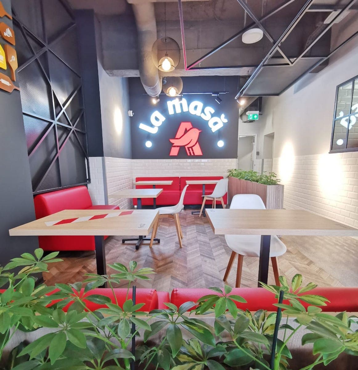 French retailer Auchan launches EUR 1 mln restaurant in Bucharest