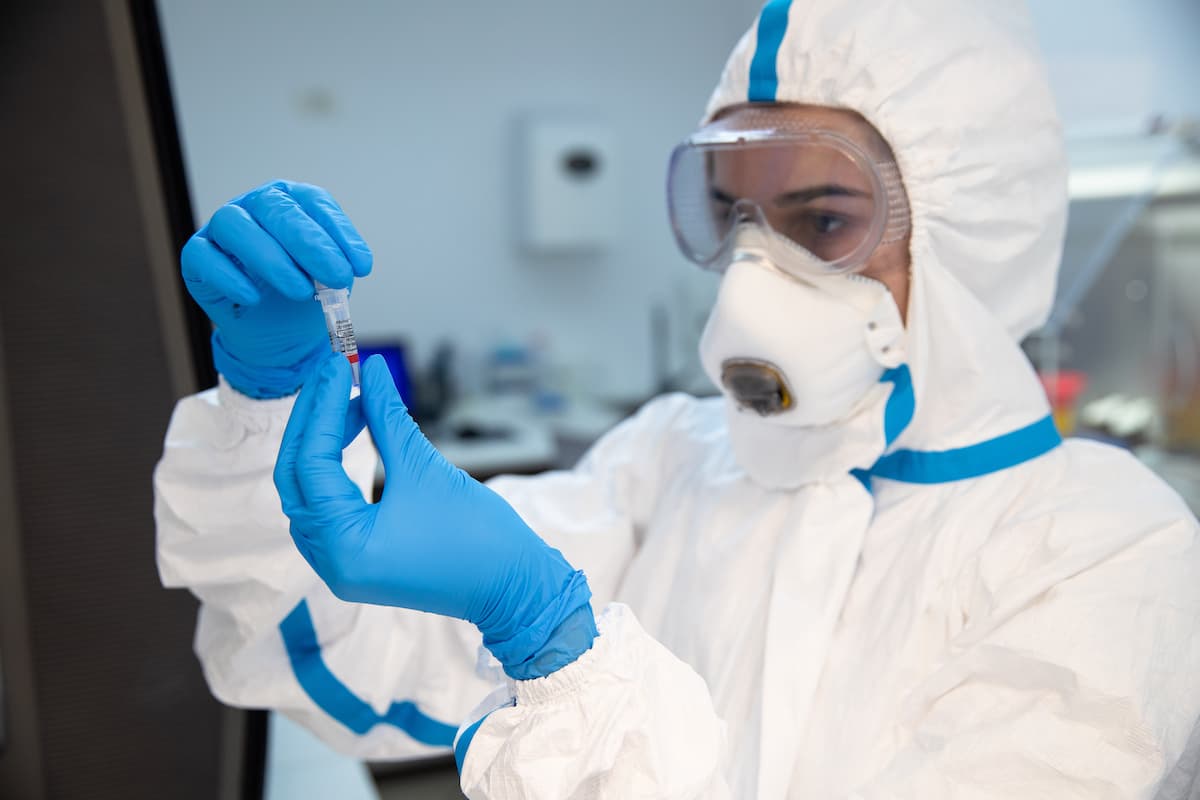 Regina Maria study: COVID-19 vaccines still highly effective three months after the first dose