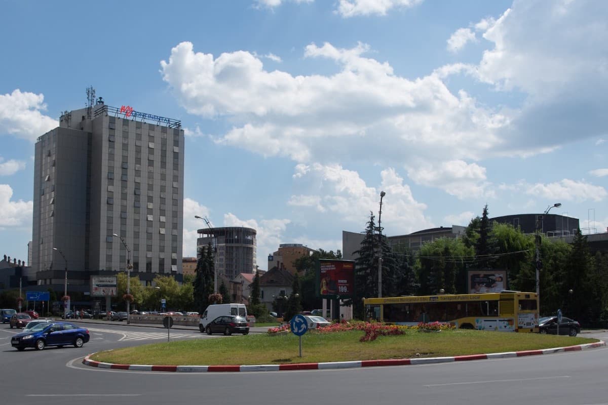 Romanian hotel chain Continental brings four former Ibis units under own brand