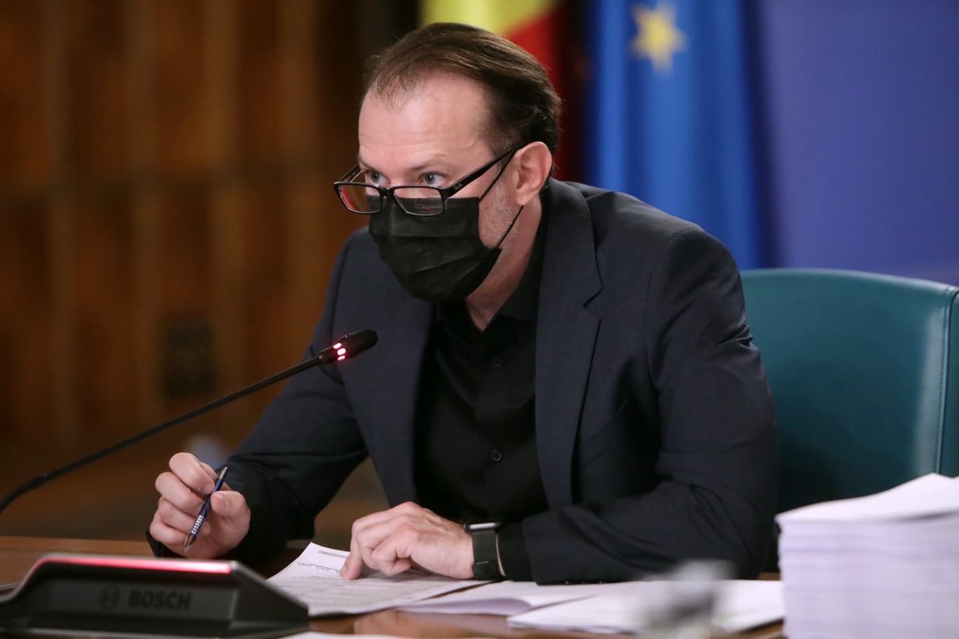 Romanian PM Citu kicks back: Public budget is not a party business