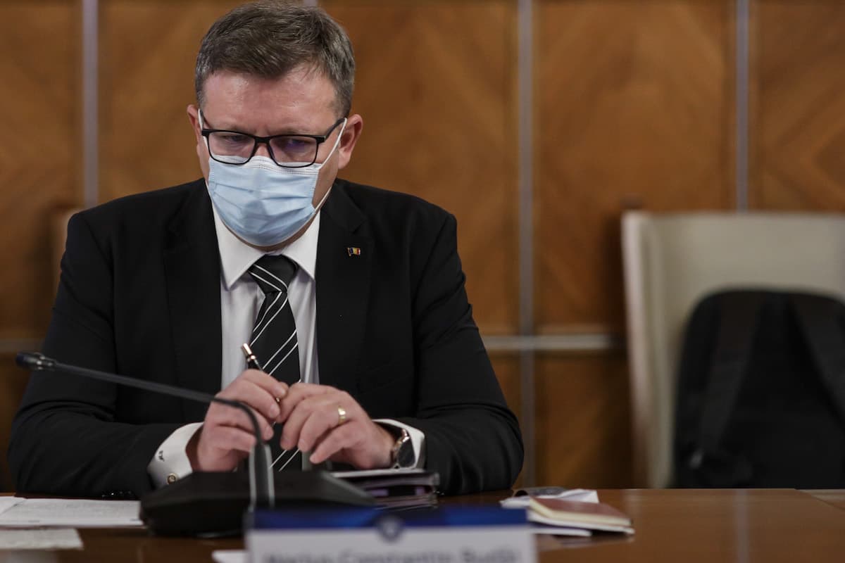 Romanian Govt. drafts bills to increase pensions, child allowance after January 2022