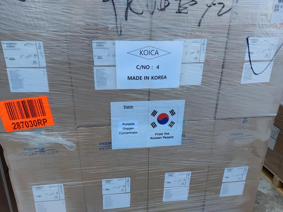 COVID-19: Romania receives 120 oxygen concentrators from South Korea