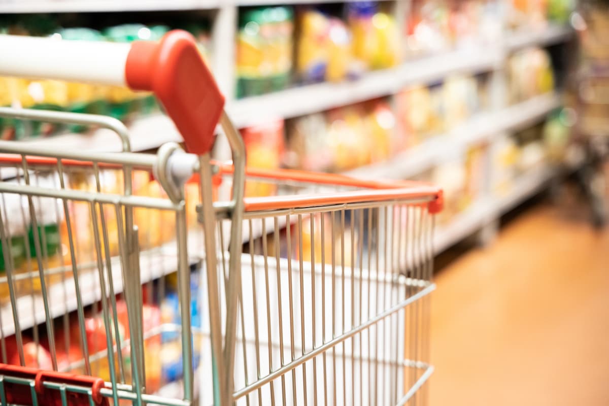 Romania’s retail sales not hit by inflation, up 8.1% YoY in May