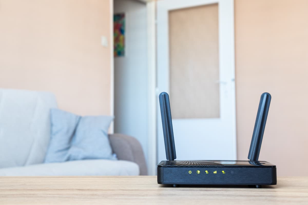 Eurostat: One in ten Romanians can’t afford internet