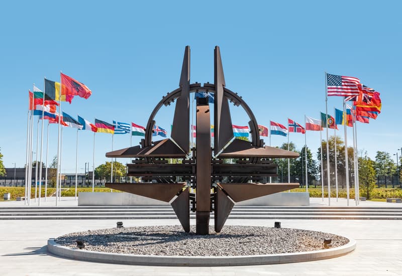 Survey: Most Romanians think NATO will defend county in the event of a conflict in Ukraine