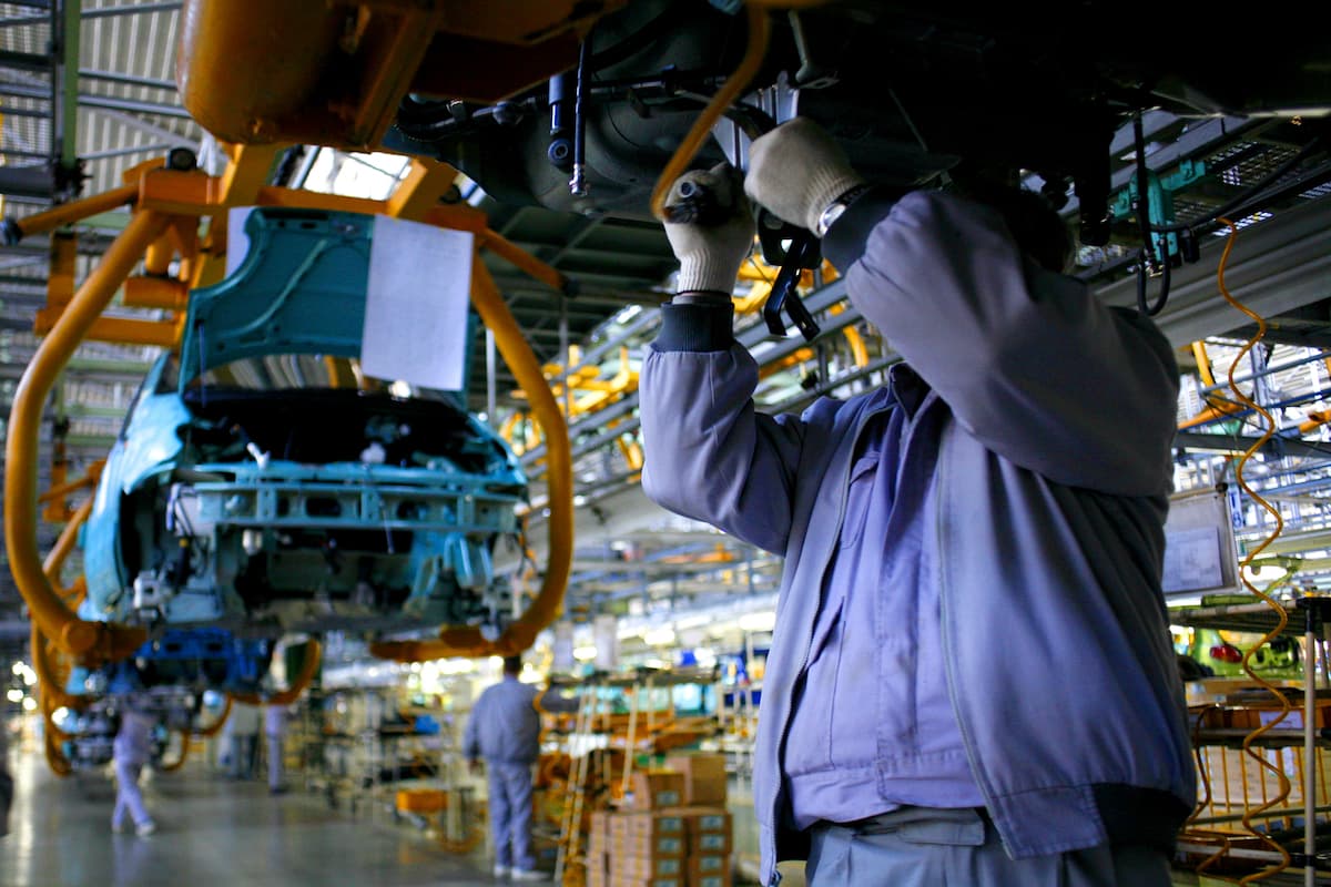 Foreign carmaker reportedly in talks for major investment in Romania