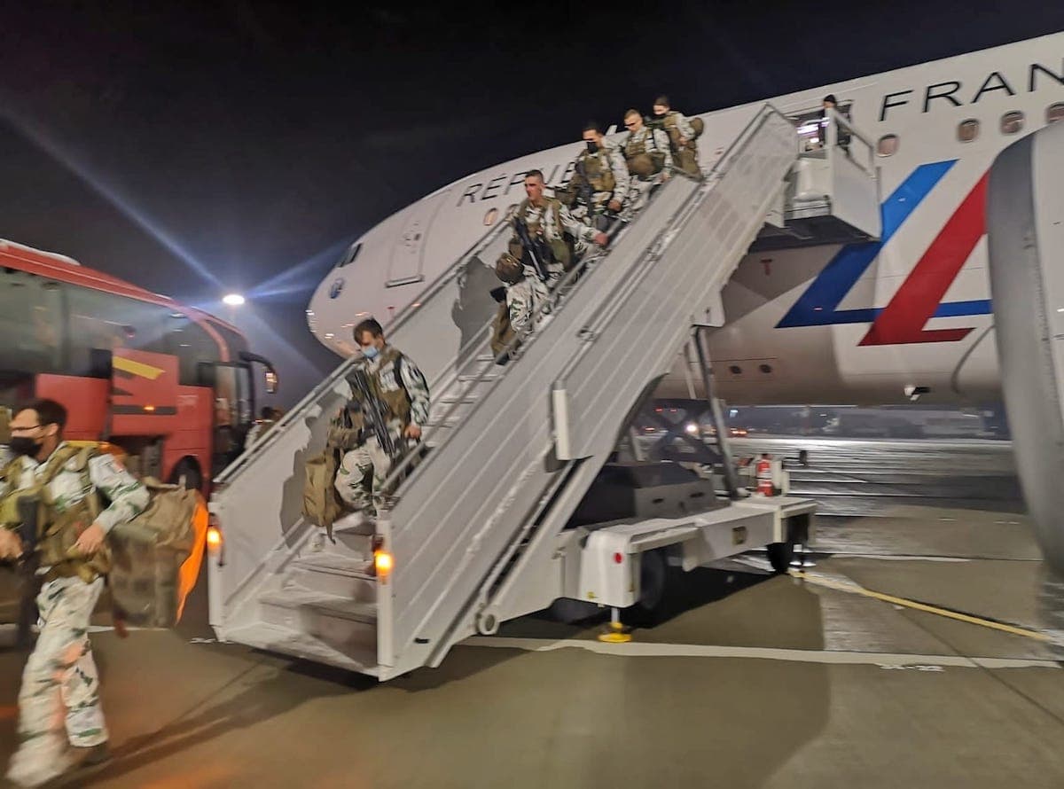 France accelerates deployment of soldiers in Romania