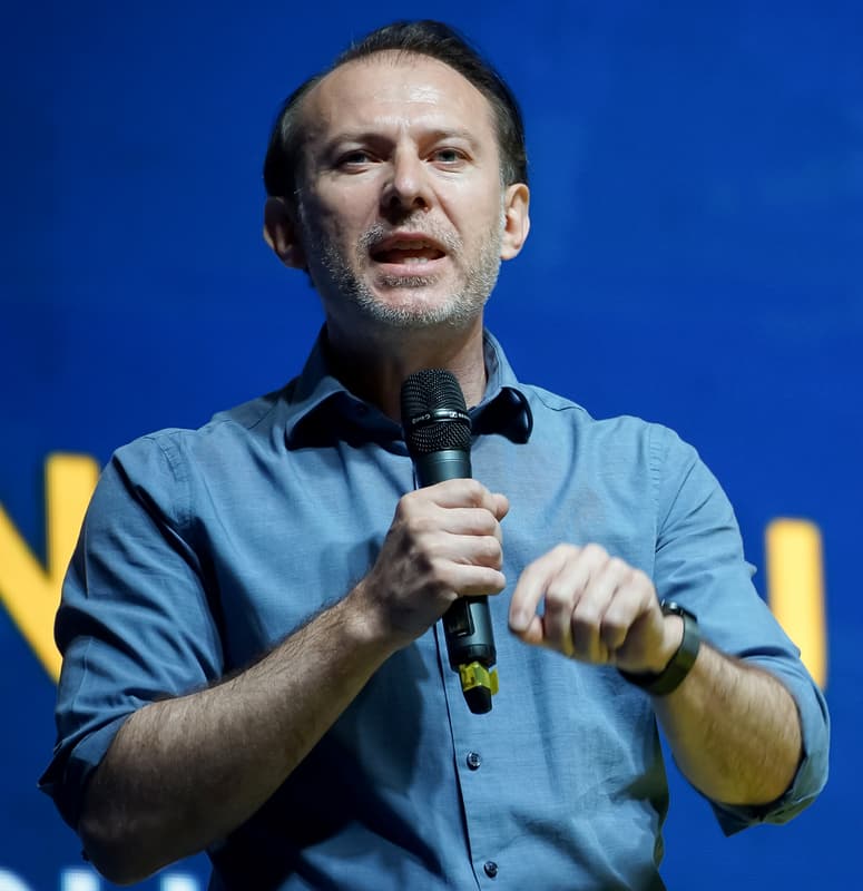 Leader of Romanian Liberal Party resigns after six months in office
