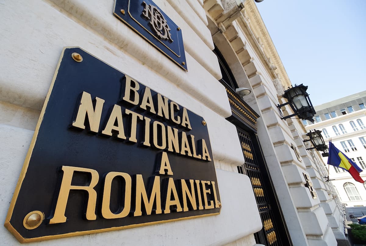 Romania's central bank sees industrial prices and expectations pushing up inflation in Q2
