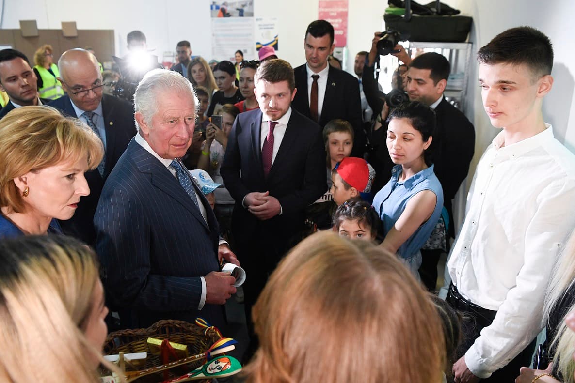 Weekly overview in pictures: Prince Charles visits Romania | Romanian director awarded in Cannes' Un Certain Regard section | Iron Maiden concert