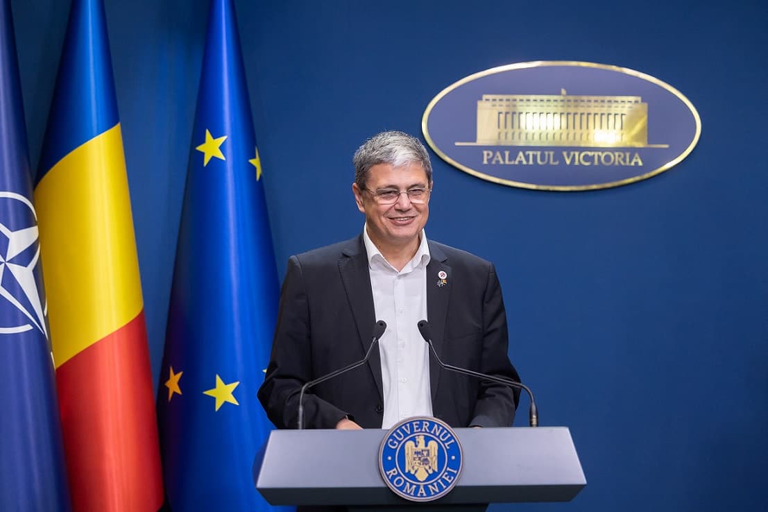 Romania's Govt. speaks of cutting public payroll but has higher taxes in mind