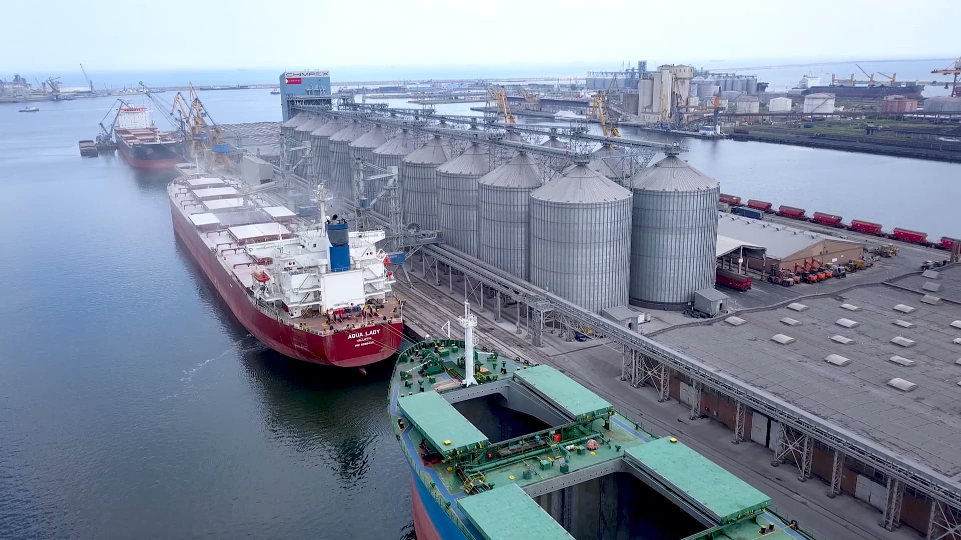 Driven away by the Russian blockade, Ukrainian ships cause congestion in Romania’s port of Constanța
