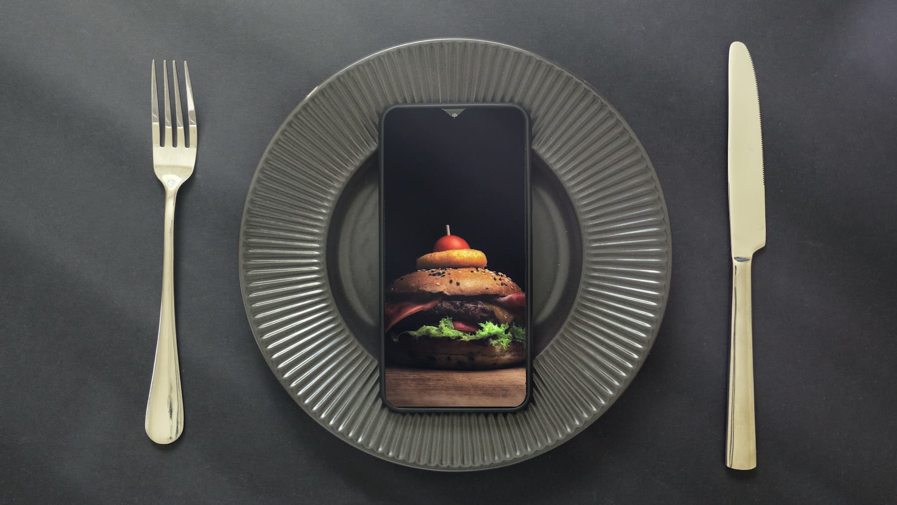 Glovo users in Romania order more than 6,1 million burgers in a year