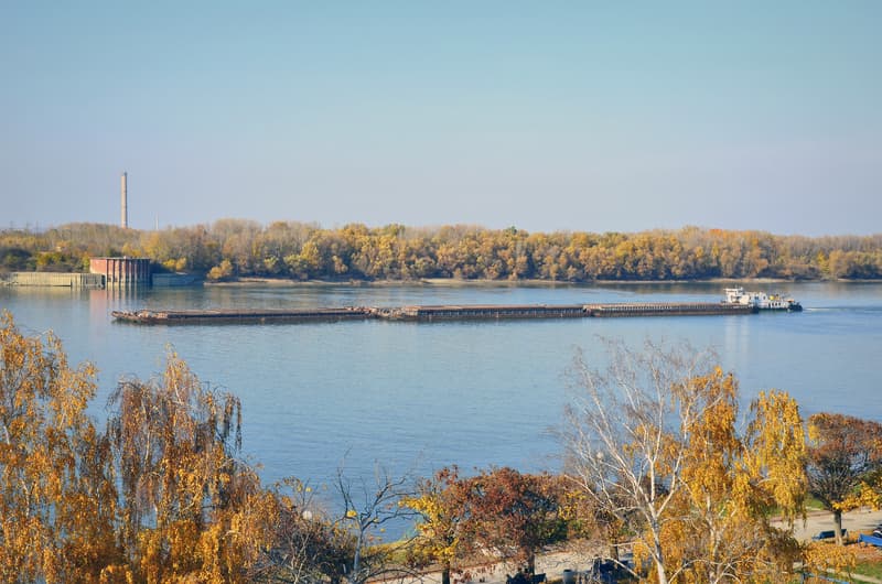 Romania warns of delays in joint project with Bulgaria for boosting navigation on the Danube