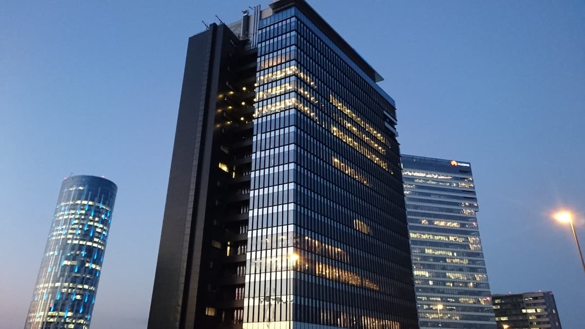 Office market in Bucharest regains its strength gradually