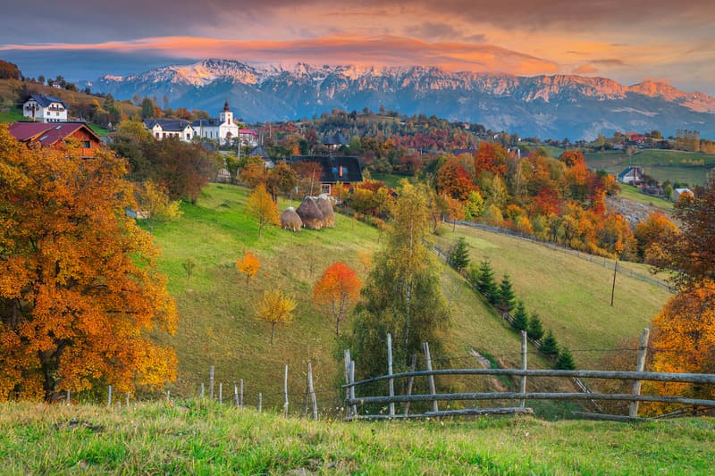 Govt. plans to promote Romania to German, British tourists