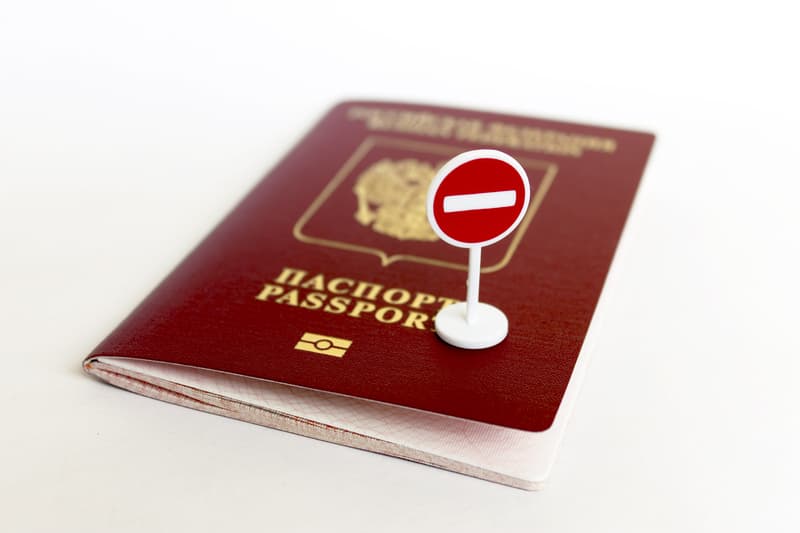 Opposition parties demand that Romania rejects Russian tourist visa applications