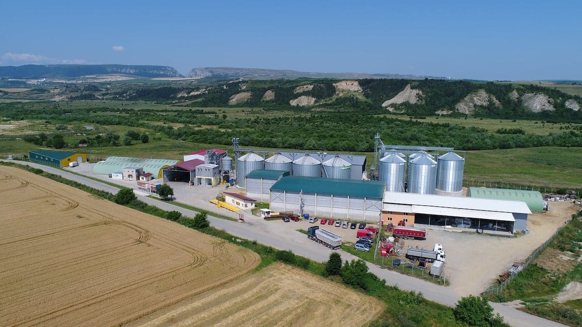 ROCA Agri holding gets a new member: Dachim, with a farm and oilseed processing units