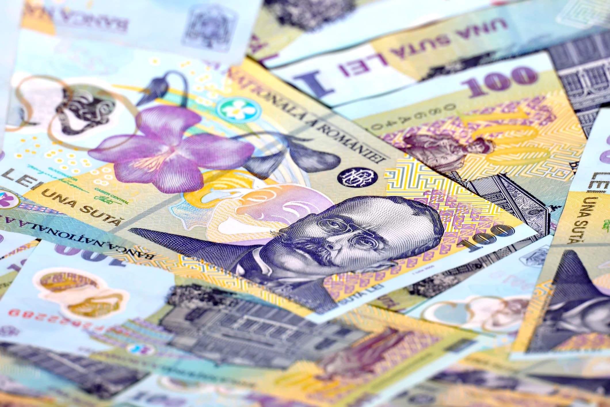 Romania's Govt. to boost capital of its two banks CEC and Exim Bank