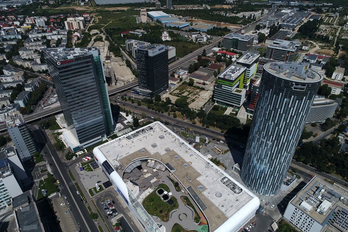 Three out of ten homes for sale in Romania are located in Bucharest, report says