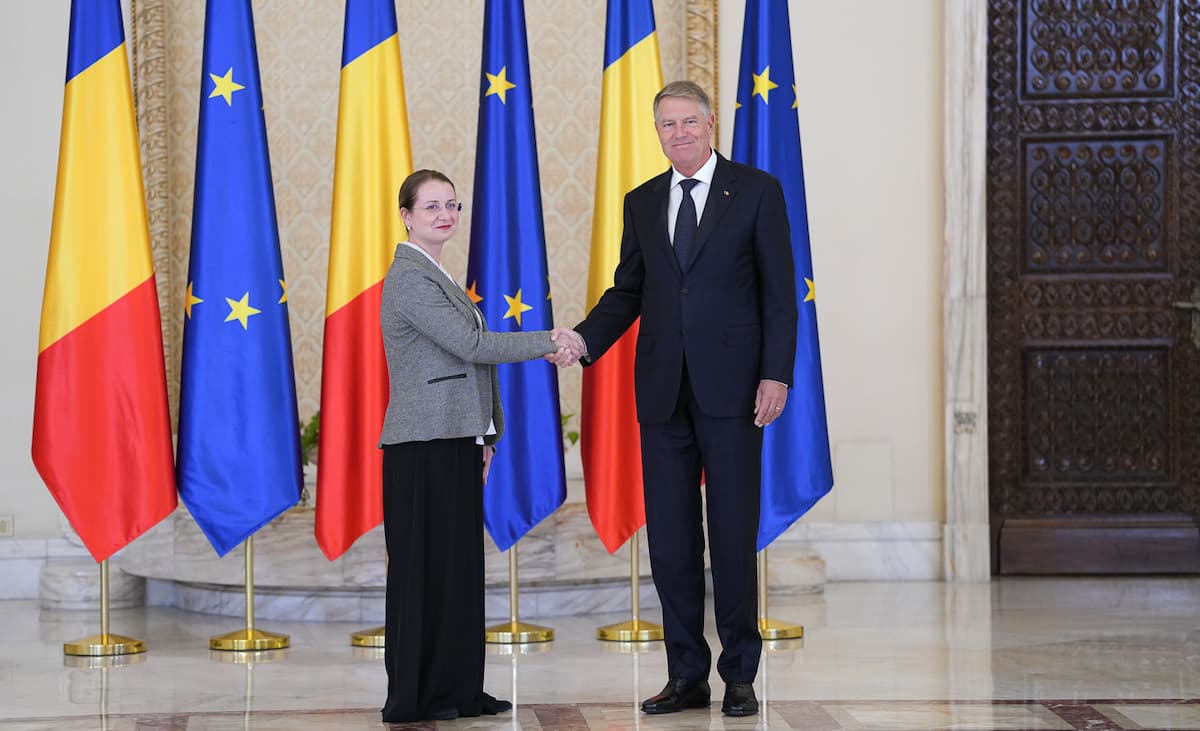 Romanian President appoints adviser as minister of education - too little, too late
