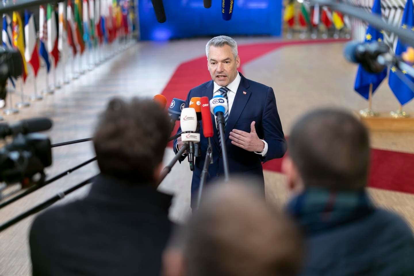 Austria maintaining its veto against Schengen expansion, Nehammer says