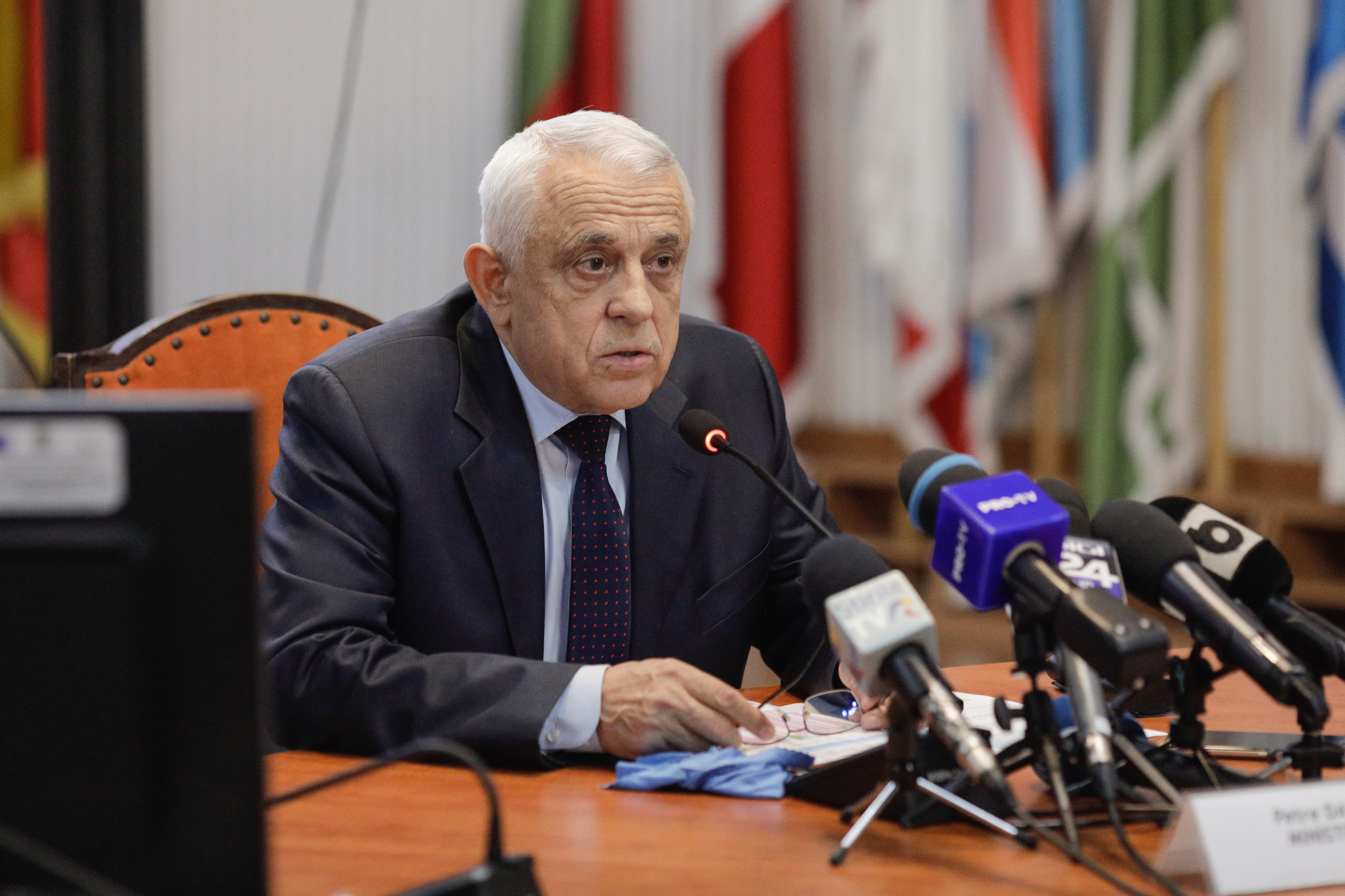 Agriculture minister: Romanian farmers are stuck with their crops while prices plunge