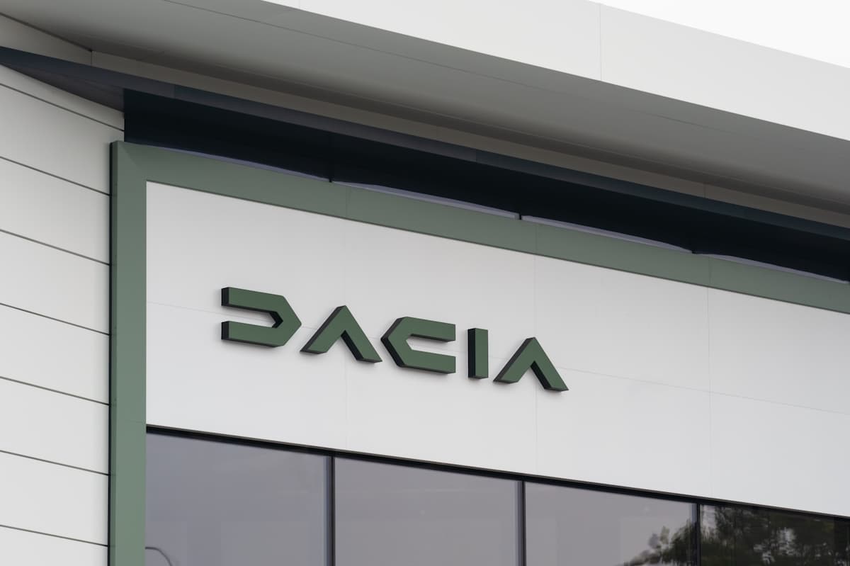 Dacia announces small SUV model, "something between Sandero and Duster"
