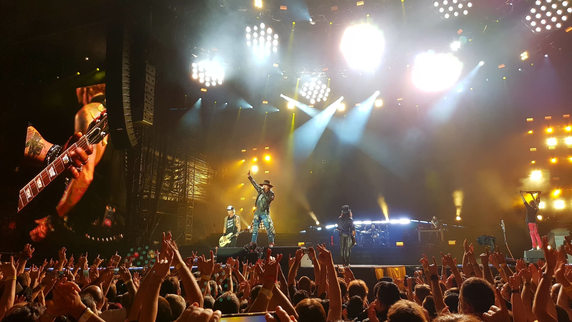Guns N' Roses, featuring Axl Rose, Slash, and McKagan, to concert in Bucharest in July