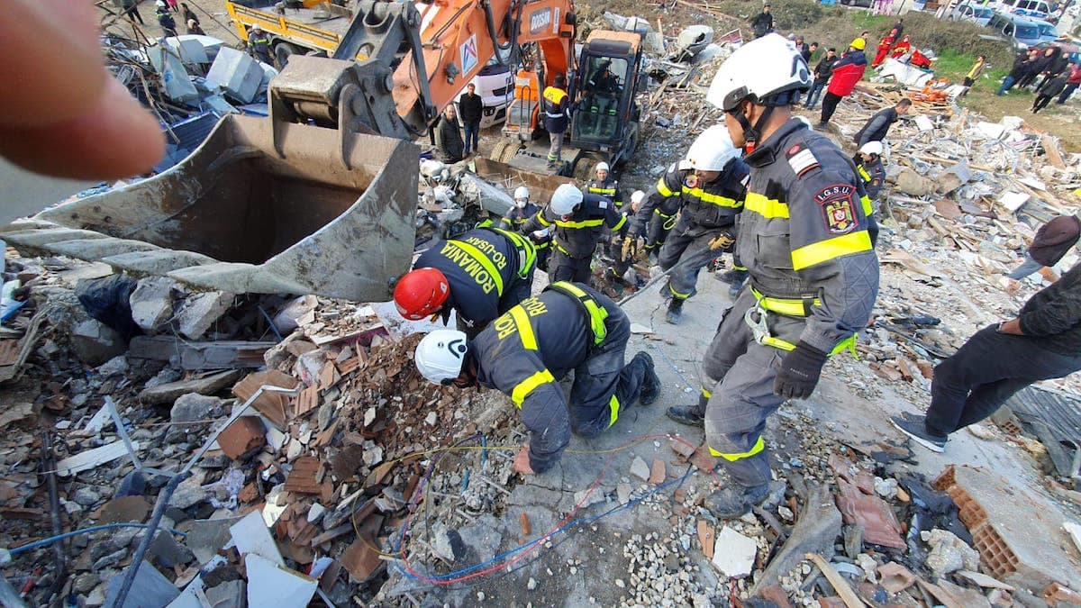 Romania sends second search and rescue team to Turkey