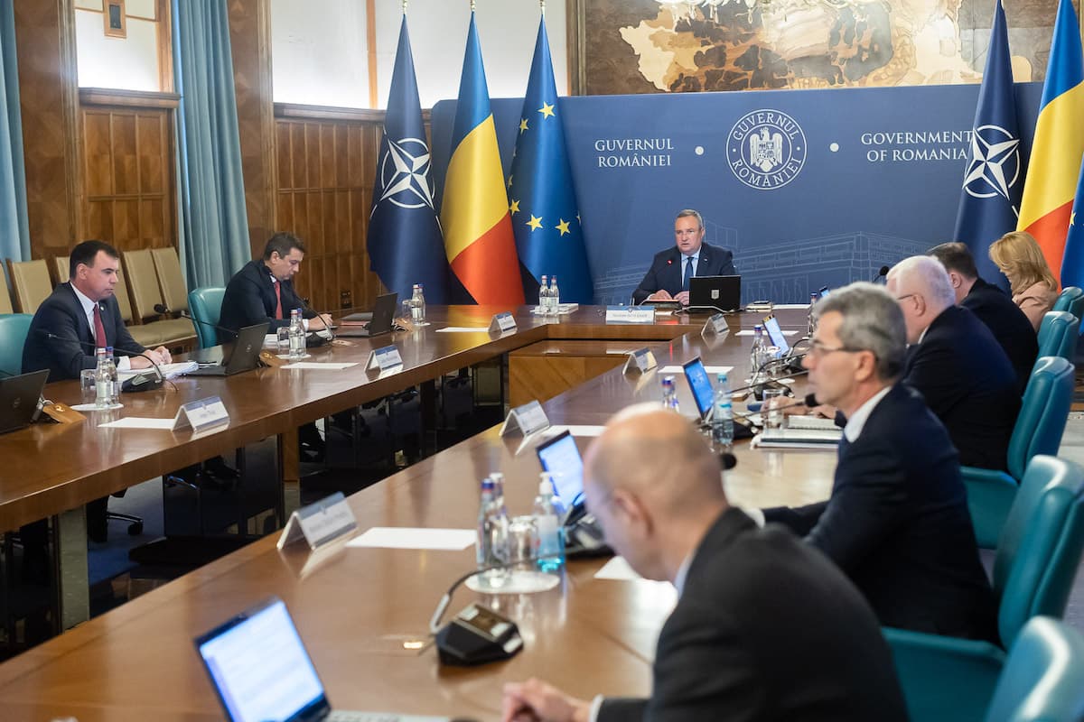 Romania's Govt. puts on hold plan to cut public expenditures