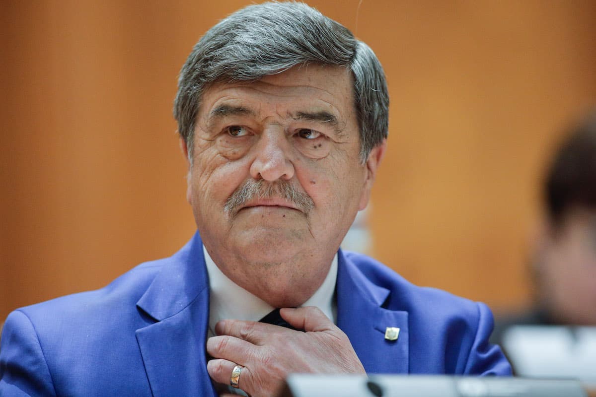 Romanian governing coalition reportedly agrees to dismiss Electoral Authority head Toni Greblă