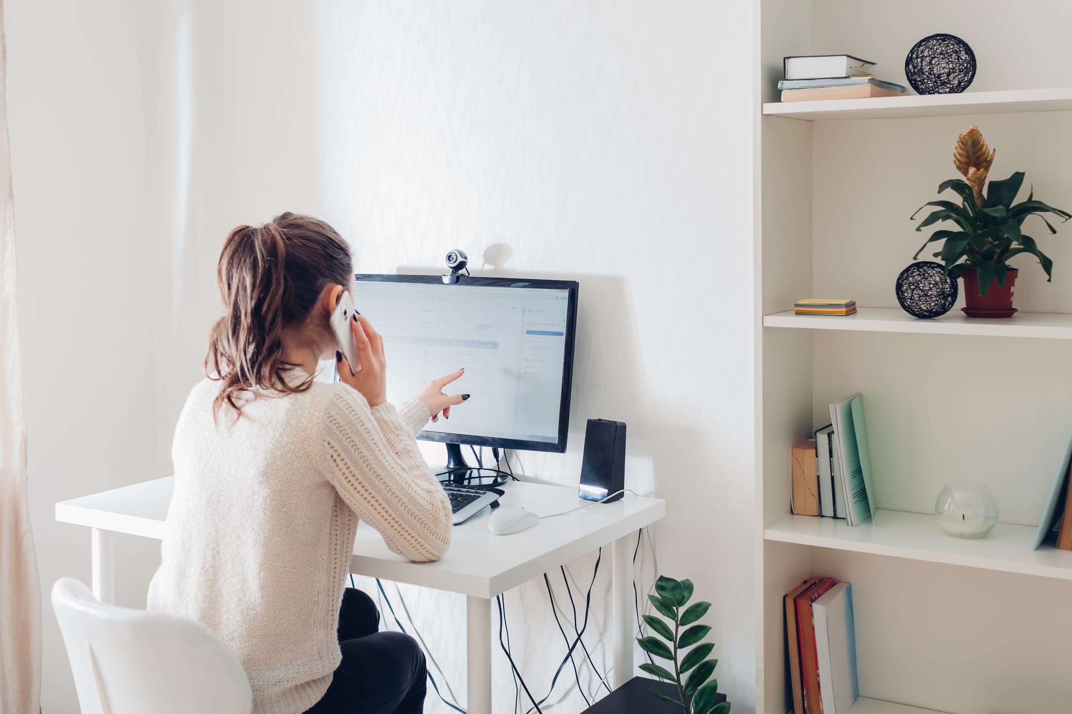 Women account for 36.5% of shareholders or partners in Romanian companies