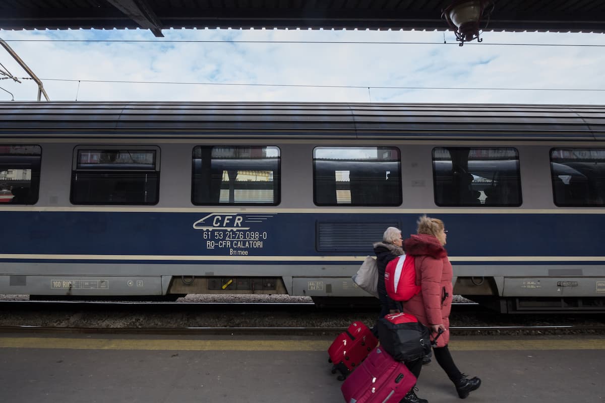 Romania’s CFR Călători completes modernization of 42 passenger rail cars in EUR 67 million contract