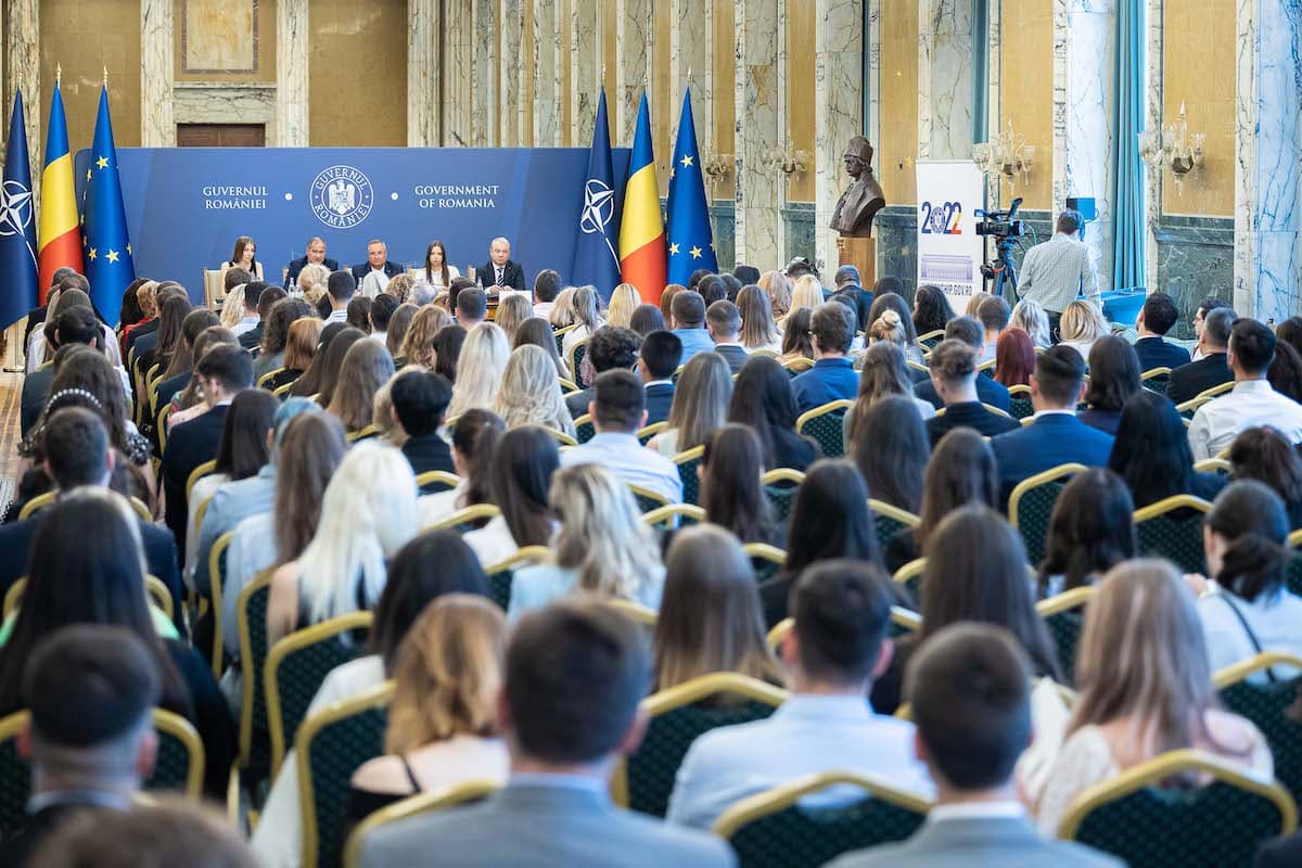 Romanian government opens registrations for this year’s internship program
