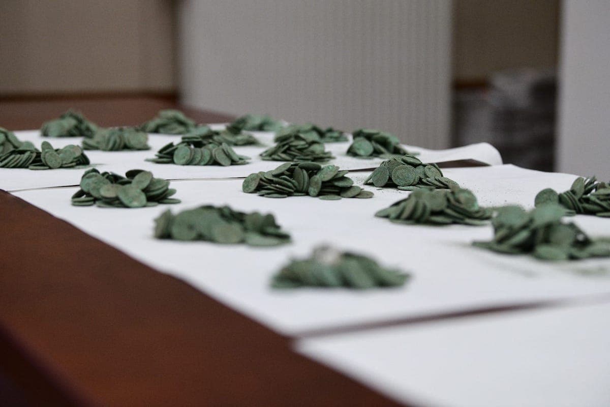 More than 1,100 Roman silver coins discovered in southwestern Romania