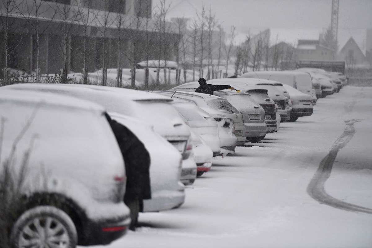 Romania gripped by cold weather, snow ahead of Orthodox Easter