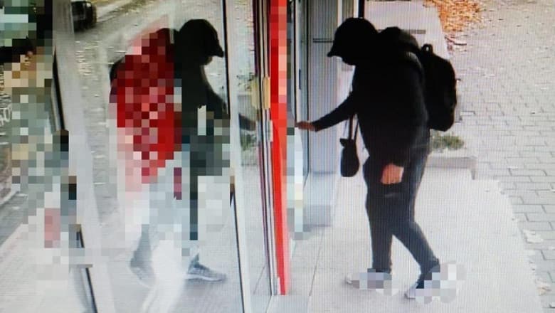 Counterfeiters manage to load bills worth EUR 240,000 into ATMs of Romanian bank