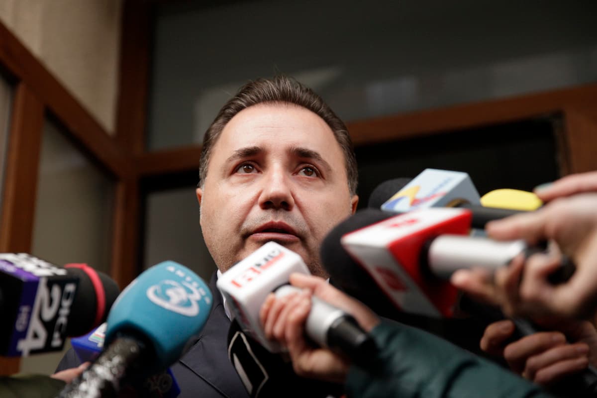 Moldova expels former Romanian MP for "actions against state"