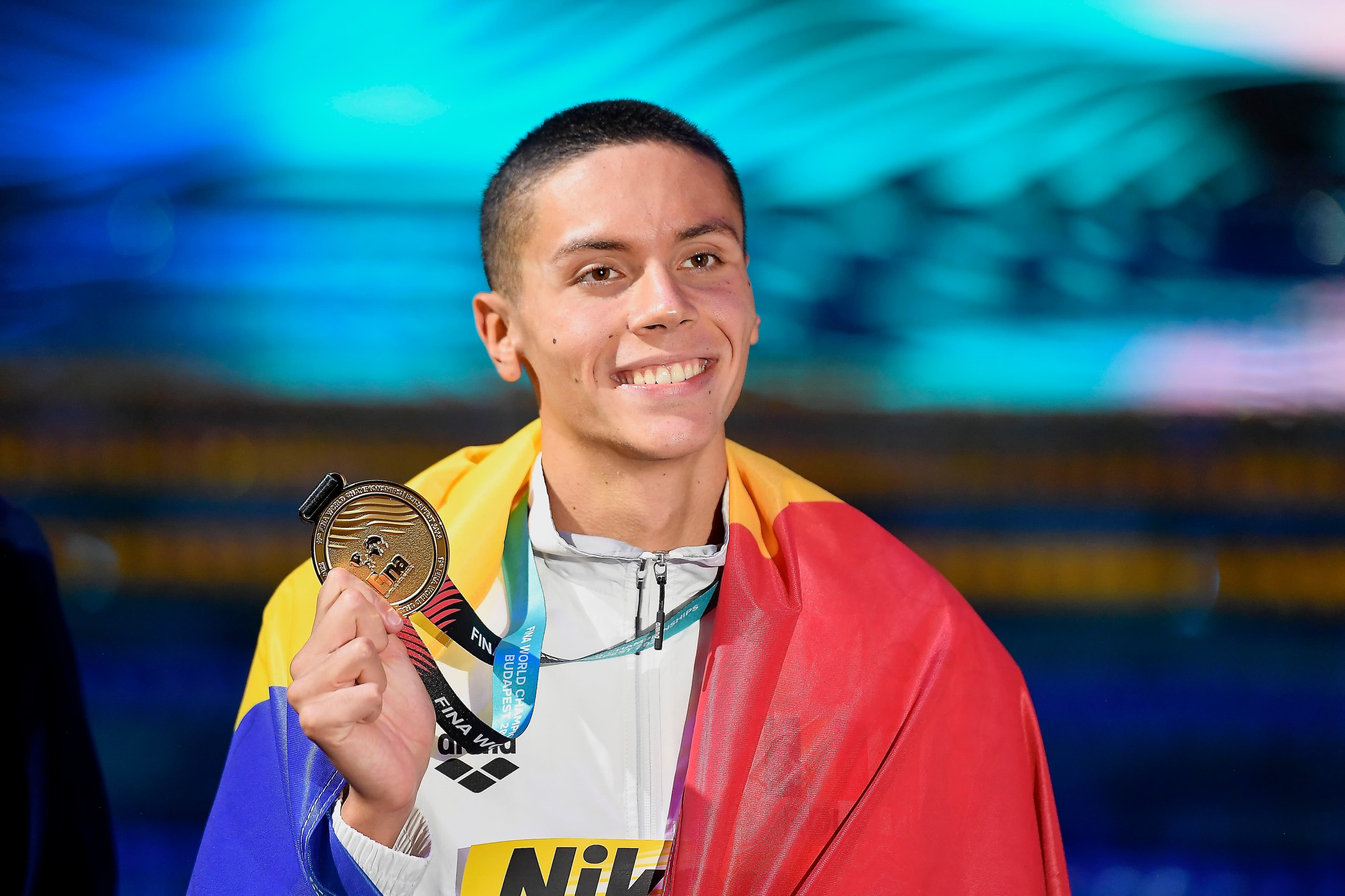 Romanian swimming star David Popovici donates gold medal to children with cancer