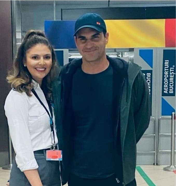 Legendary tennis player Roger Federer visits Romania to shoot commercial