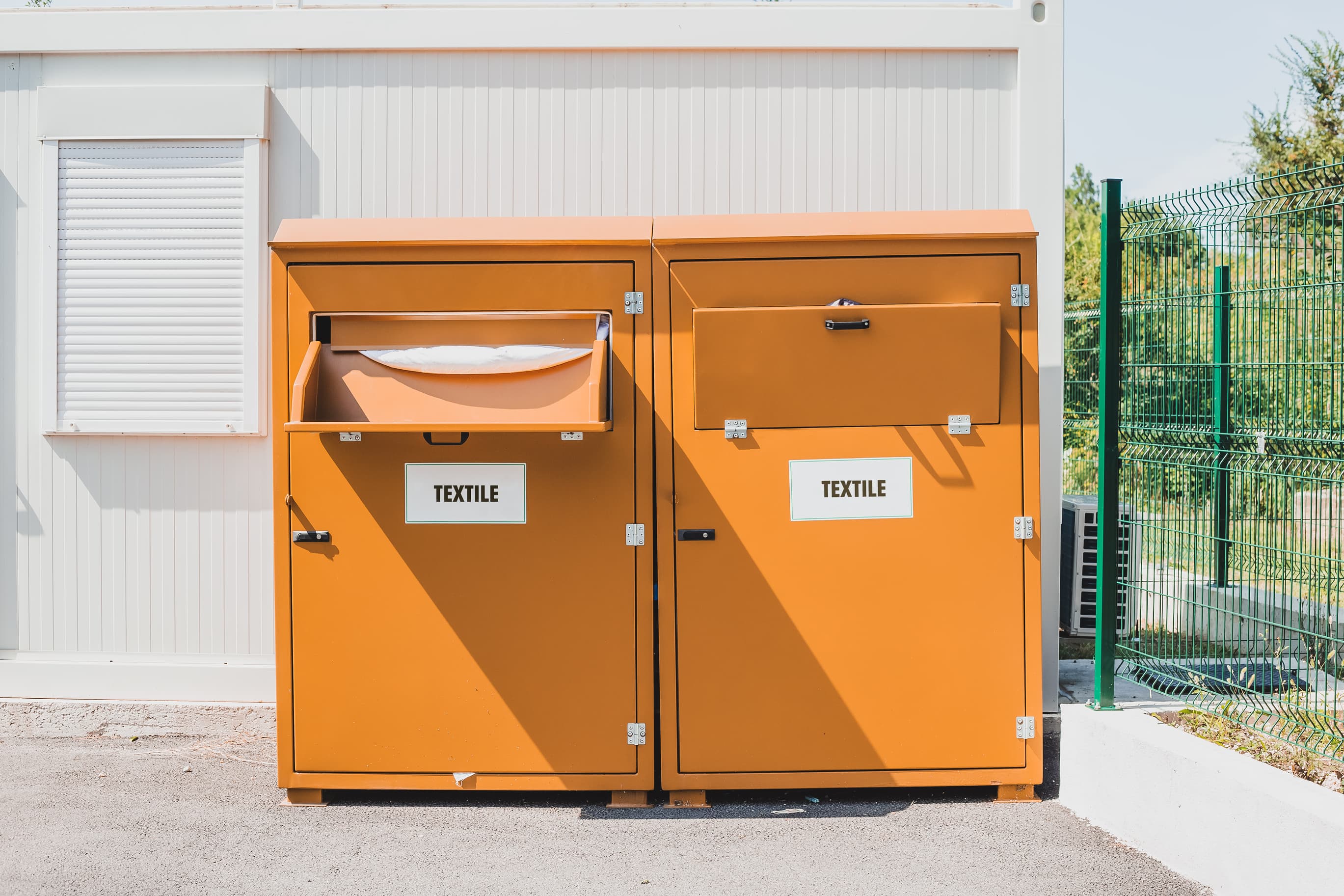 Clean Recycle: Romania accelerates separate textile waste collection, but improvement is still needed