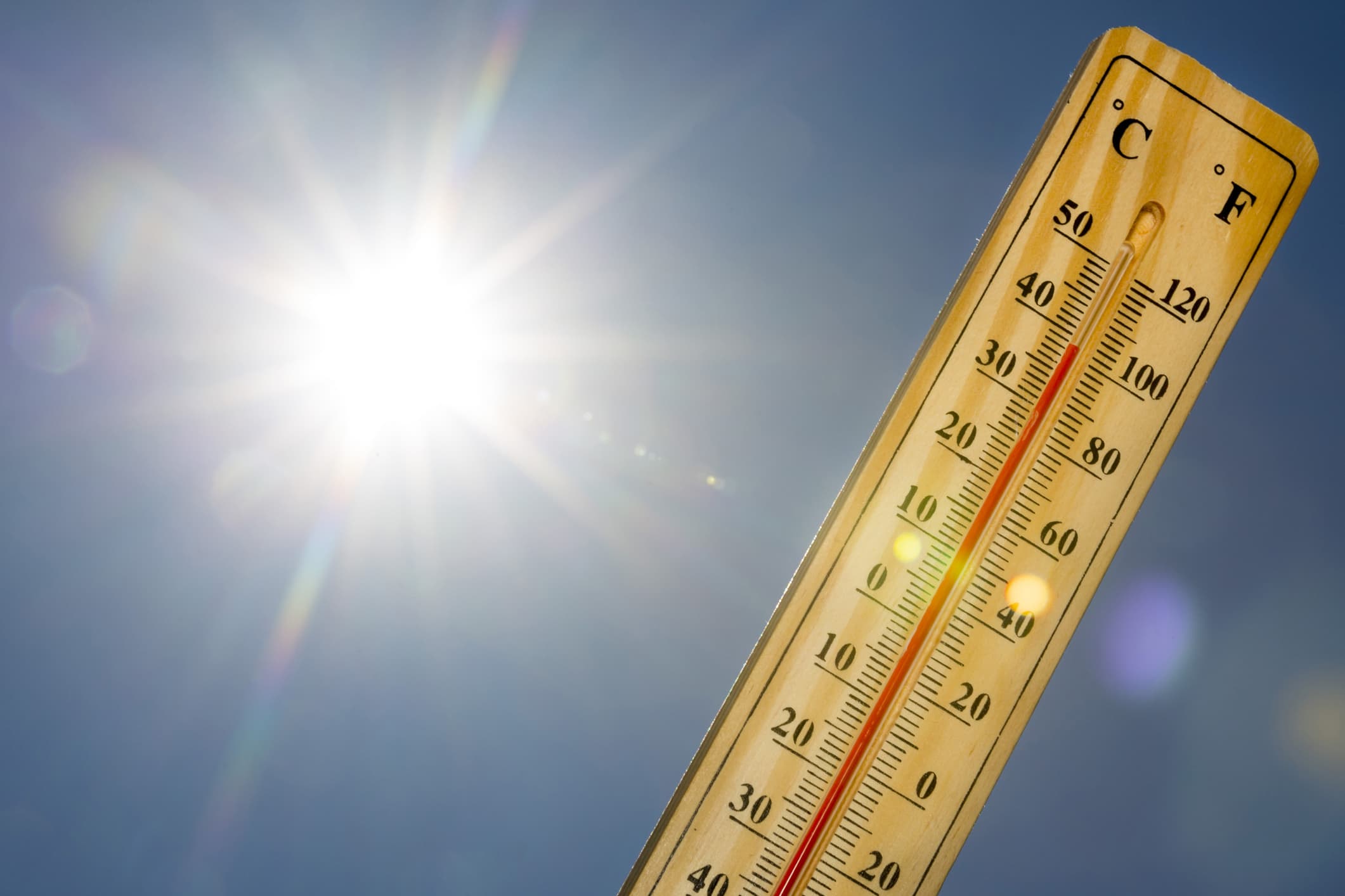 Bucharest braces for sweltering weekend as code-red heat alert issued for southern Romania