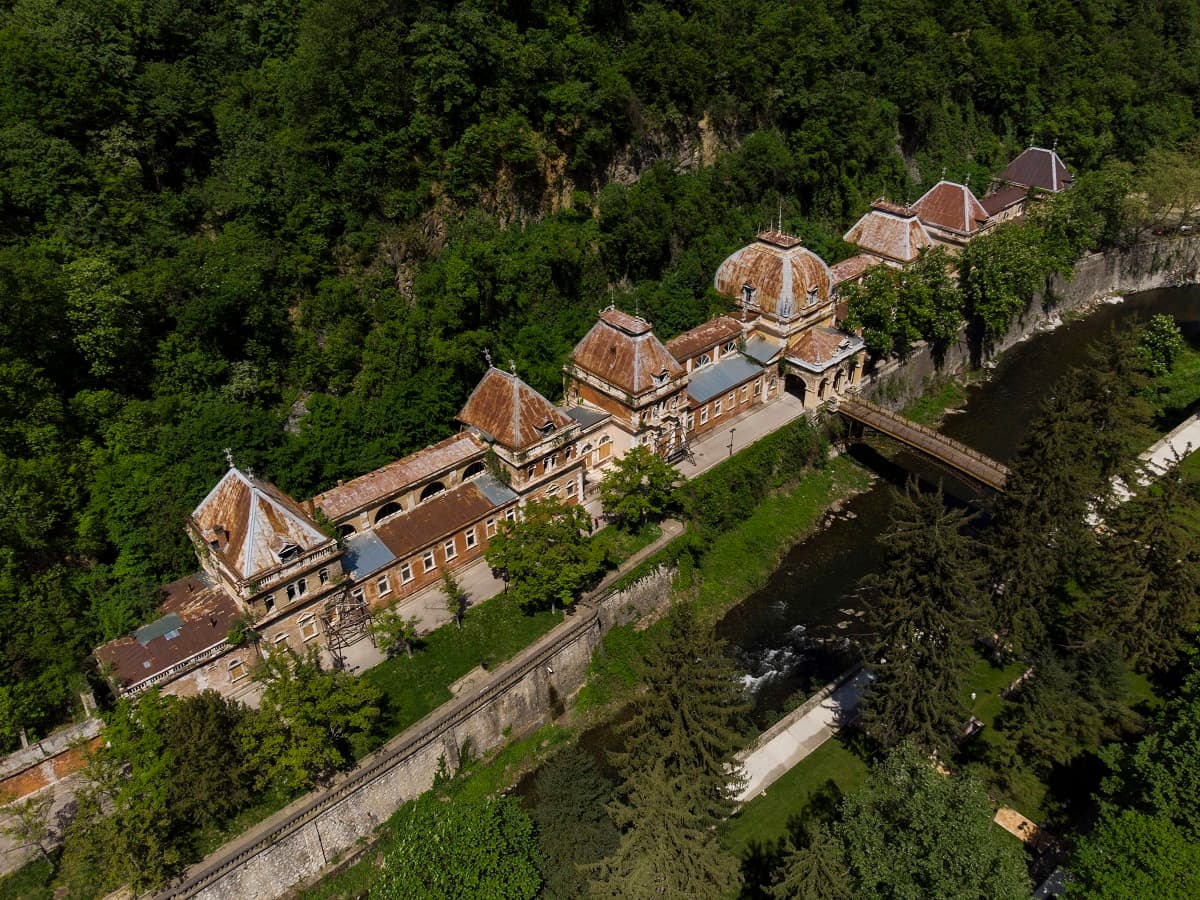 Herculane Project: Non-profit wins funding for research, summer school at Neptune Baths
