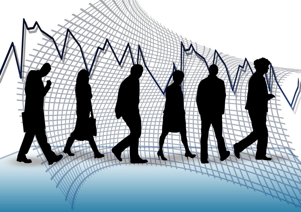 Reorganization of the company and redundancies through job cuts