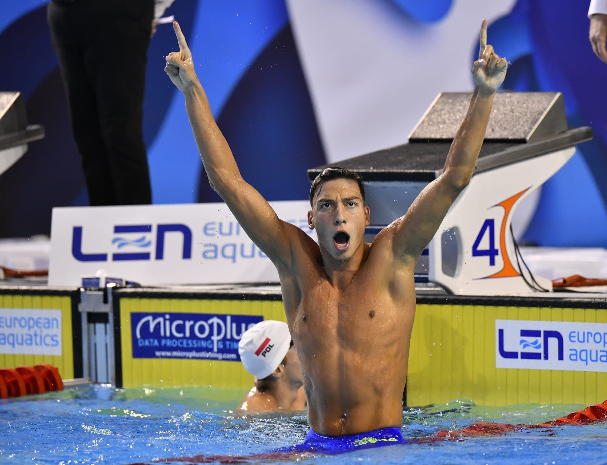 Romanian Vlad Stancu wins silver medal at European Junior Swimming Championship