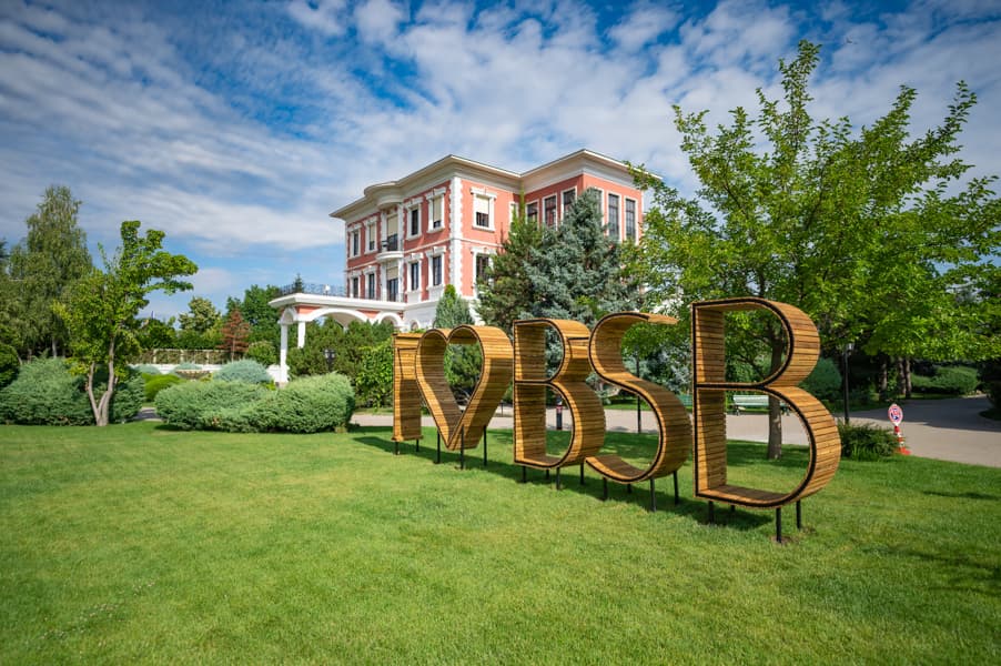 Students of the British School of Bucharest set new standards of academic excellence with outstanding A-Level exam results