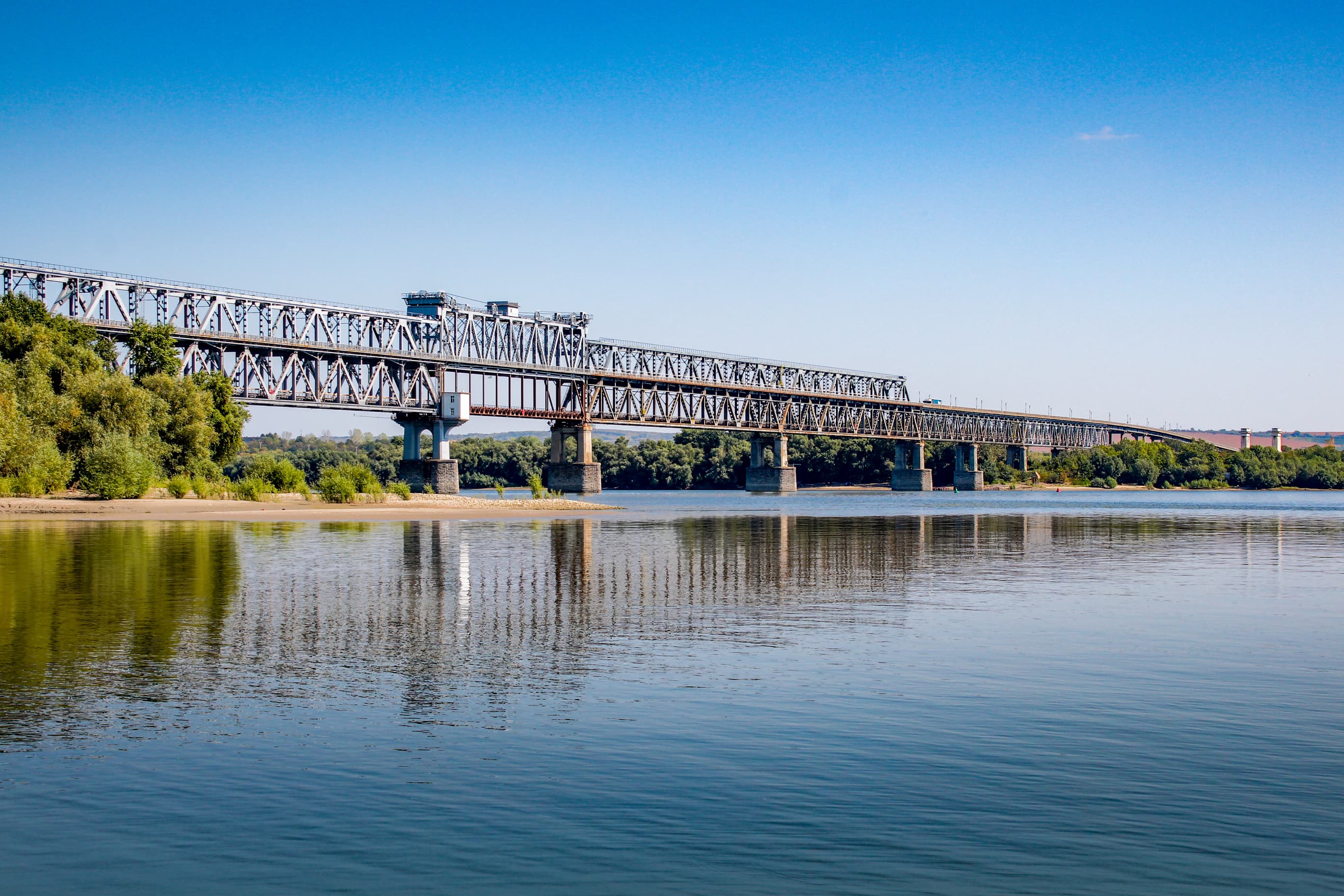 Romania, Bulgaria plan to build second bridge over Danube together