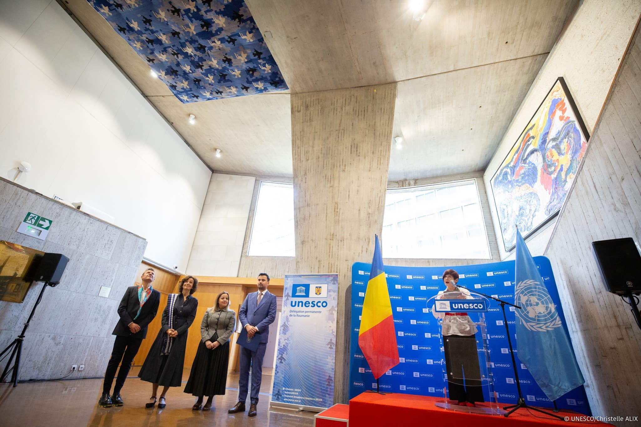 Tapestry made by Romanian visual artist donated to UNESCO
