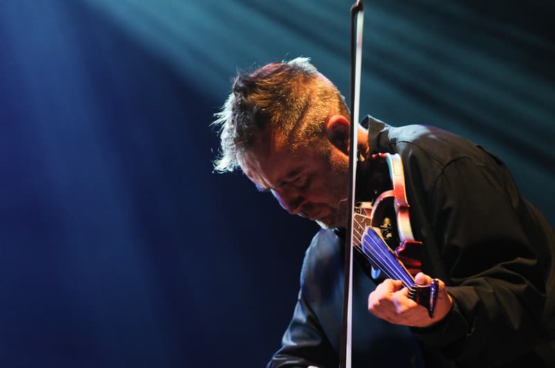 Violinist Nigel Kennedy returns to Bucharest with Hendrix project